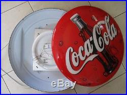 A VINTAGE 24 ROUND PLASTIC MADE, 3D COCA COLA SIGN, WITH NEON INSIDE, 90's. OR 358 A VINTAGE 24 ROUND PLASTIC MADE, 3D COCA COLA SIGN, WITH NEON INSIDE, 90's. OR 358