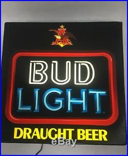 Budweiser beer sign vintage light box neo-neon graphic Bud light lighted bar