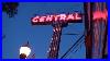 Central_Furniture_Store_Vintage_Neon_Sign_Chicago_Illinois_01_ngxu