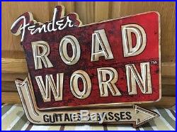 Fender Guitar Road Worn Metal Zeppelin Amplifier Neon Look Vintage Style Pic
