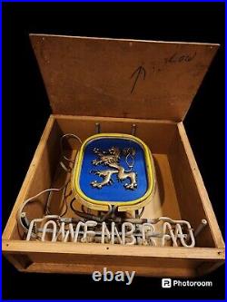 LOWENBRAU Vintage 1983 Neon Beer Sigh With Shipped With Original Wooden Crate