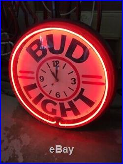 Lighted Bud Light Neon Light Clock Sign Vintage Man Cave Bar Mount Plexiglass