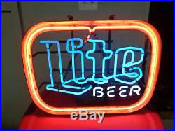 VINTAGE Lite BEER LIGHTED NEON BAR SIGN Miller Lite Beer MAN CAVE VERY COOL