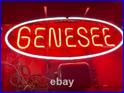 Vintage 1970 Genesee Neon Beer Lighted Sign WOriginal Box Great Working Contion