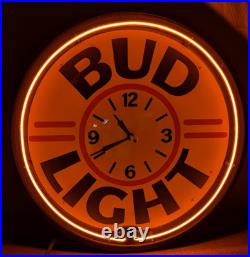 Vintage BUD LIGHT Budweiser Neon 19.5 Lighted Wall Clock Beer Bar Sign Rare