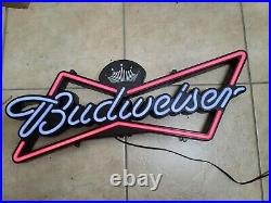Vintage Budweiser Beer Bow Tie Neon Bar Or Store Advertising Sign USED L27