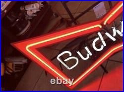 Vintage Budweiser Neon Electric Bowtie Beer Sign Man Cave Game Room Garage Bar