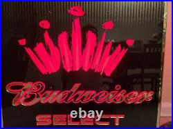 Vintage Budweiser Select Neon Light Up Beer Sign 23-1/2 X 23-1/2 X 3