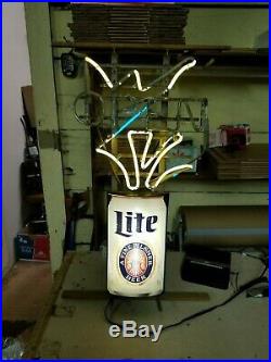 Vintage Miller Lite, Beer Neon Working Sign. Multi stage franceformer 030-5030-E