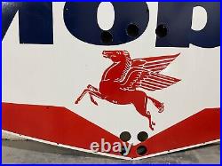 Vintage Mobil Gas Pegasus Porcelain Enamel Neon Gas & Oil Sign SSPN 72X36