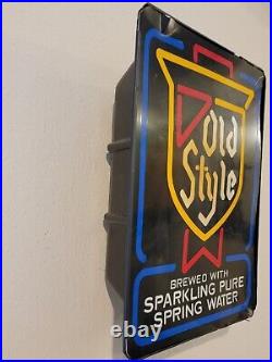 Vintage Old Style Beer Sign Neon Light Awesome For Bar/ Man Cave. Lights Up Vintage Old Style Beer Sign Neon Light Awesome For Bar/ Man Cave. Lights Up