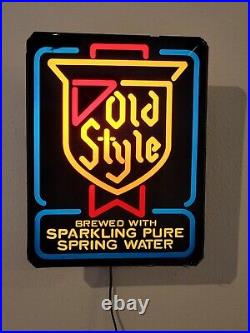Vintage Old Style Beer Sign Neon Light Awesome For Bar/ Man Cave. Lights Up Vintage Old Style Beer Sign Neon Light Awesome For Bar/ Man Cave. Lights Up