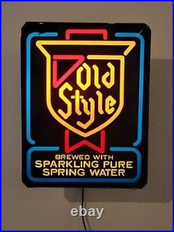 Vintage Old Style Beer Sign Neon Light Awesome For Bar/ Man Cave. Lights Up Vintage Old Style Beer Sign Neon Light Awesome For Bar/ Man Cave. Lights Up