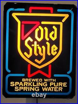 Vintage Old Style Beer Sign Neon Light Awesome For Bar/ Man Cave. Lights Up Vintage Old Style Beer Sign Neon Light Awesome For Bar/ Man Cave. Lights Up