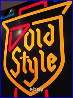 Vintage Old Style Beer Sign Neon Light Awesome For Bar/ Man Cave. Lights Up Vintage Old Style Beer Sign Neon Light Awesome For Bar/ Man Cave. Lights Up