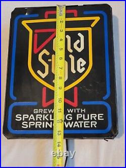 Vintage Old Style Beer Sign Neon Light Awesome For Bar/ Man Cave. Lights Up Vintage Old Style Beer Sign Neon Light Awesome For Bar/ Man Cave. Lights Up