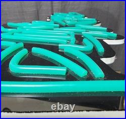 Vintage Rare Limited Edition Blink-182 Tube Led Light Up Neon Sign