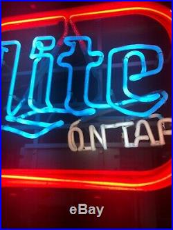 (vtg) Miller Lite Beer On Tap Neon Light Up Sign Bar Game Room Man Cave